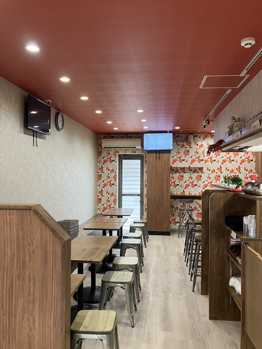 『駅から徒歩30秒の麻辣湯専門店』